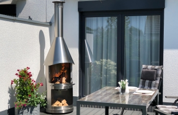 Stainless steel barbecue fireplaces
