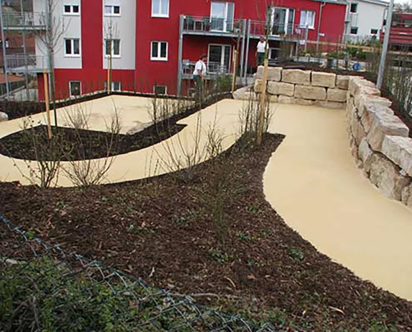 Weg mit Wegesand gemacht